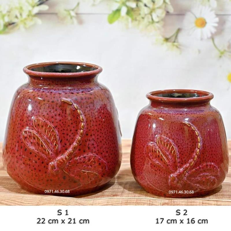 Lọ hoa giỏ cua men hỏa biến đỏ đắp nổi chuồn chuồn